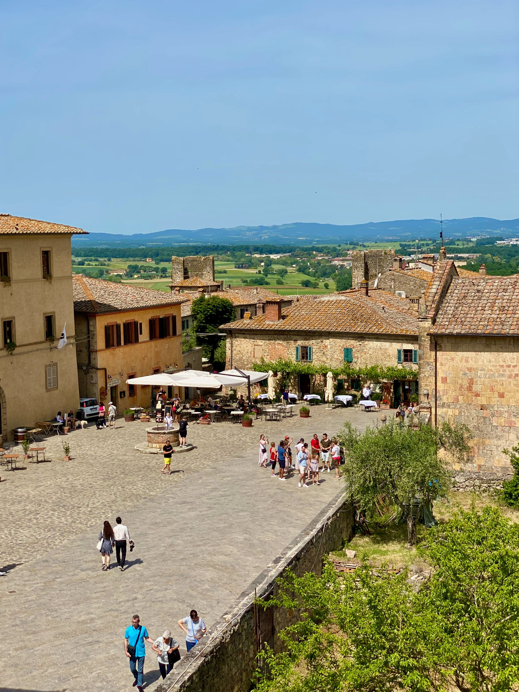 The first road trip part 02: our itinerary in Tuscany while working remote