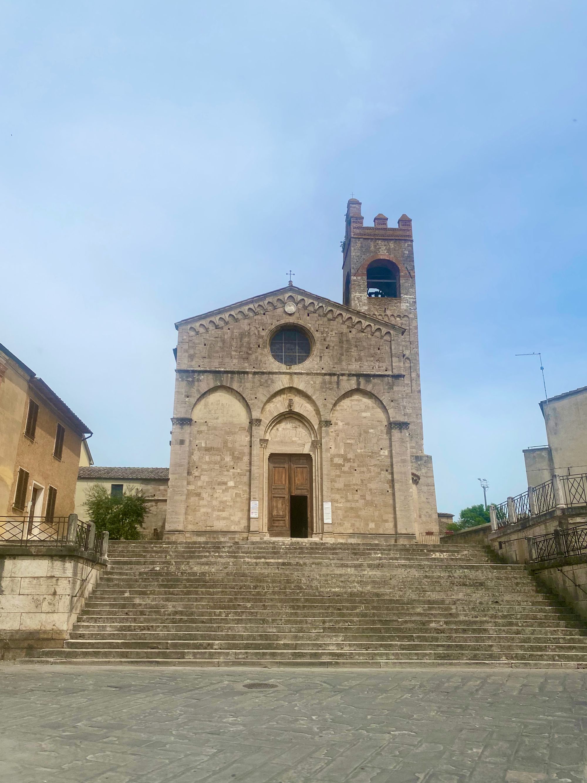 The first road trip part 02: our itinerary in Tuscany while working remote