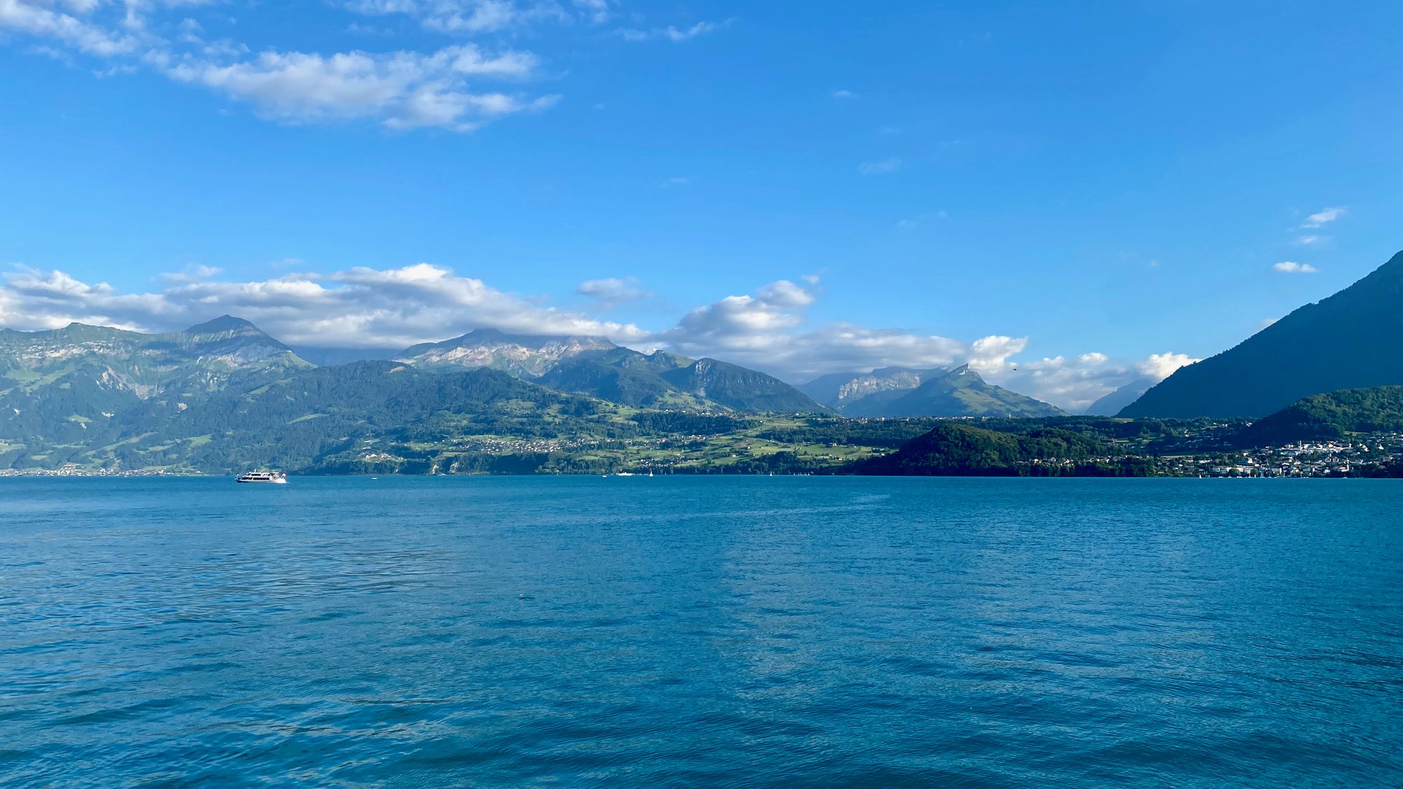 Cruising on Lake Thun