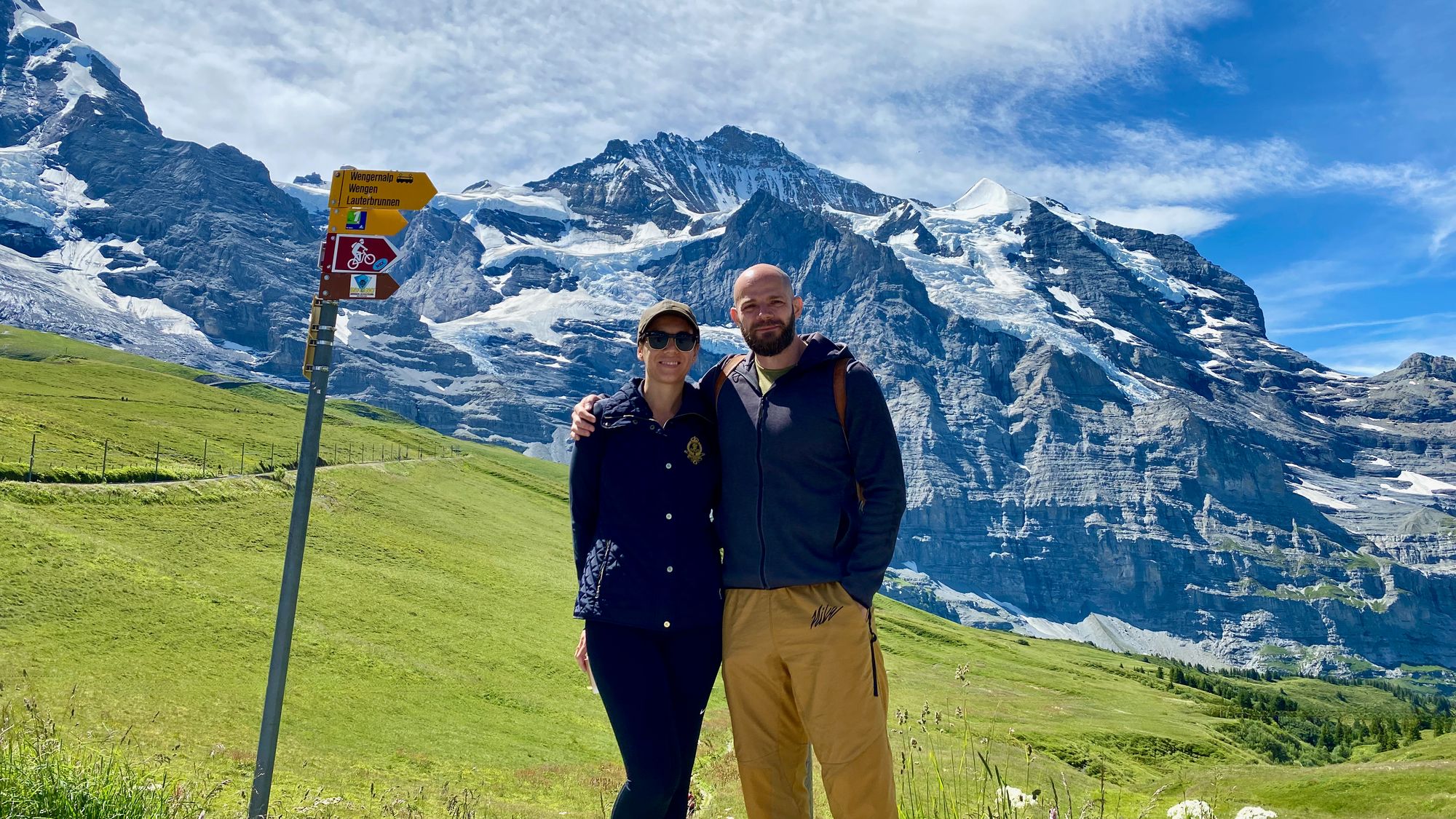 Taking a picture with The Virgin above us and the Sphinx Observatory that we are about to reach soon from Jungfraujoch