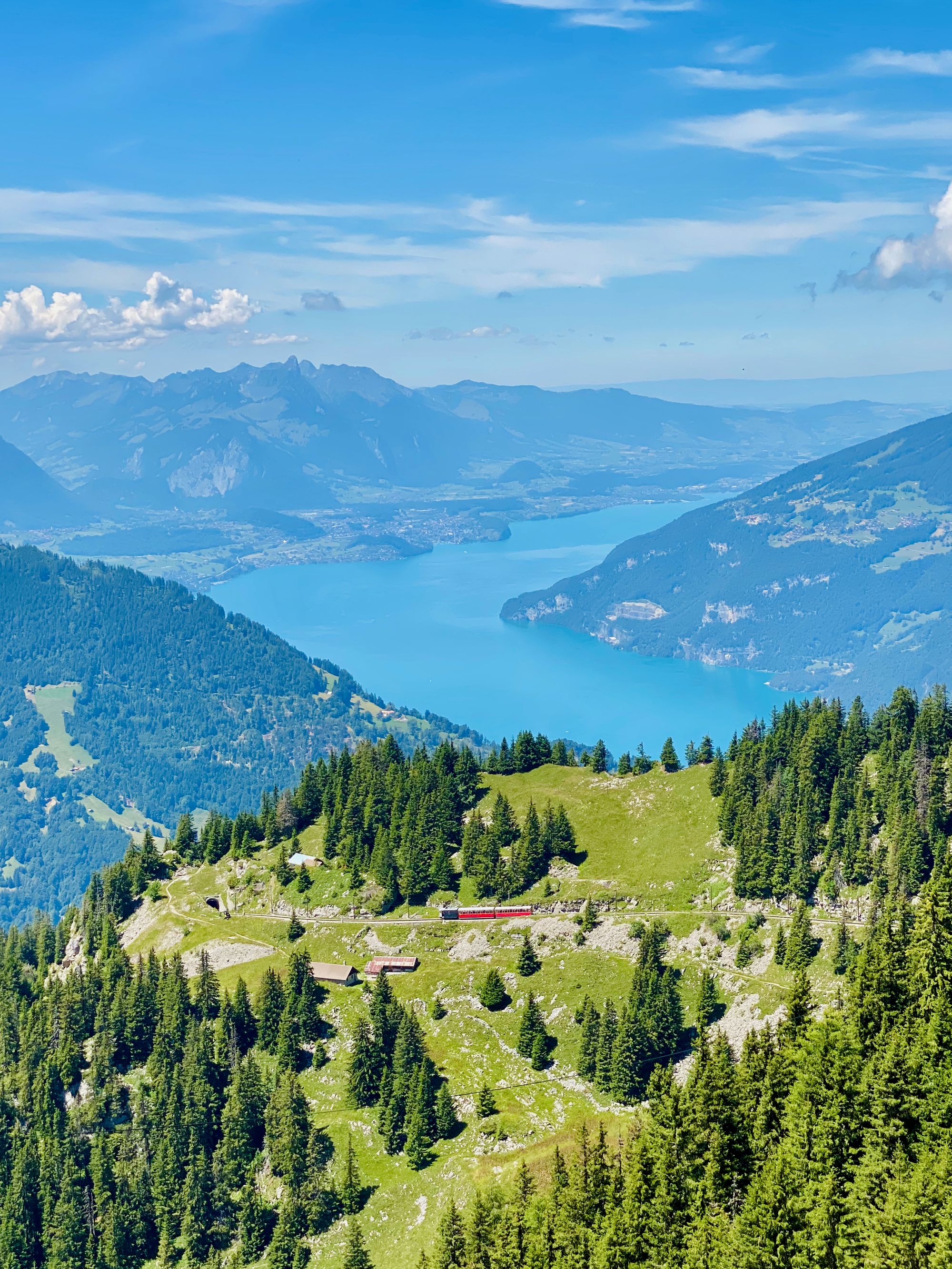 Second Road Trip Part 01: Our 5 Day Itinerary in Switzerland