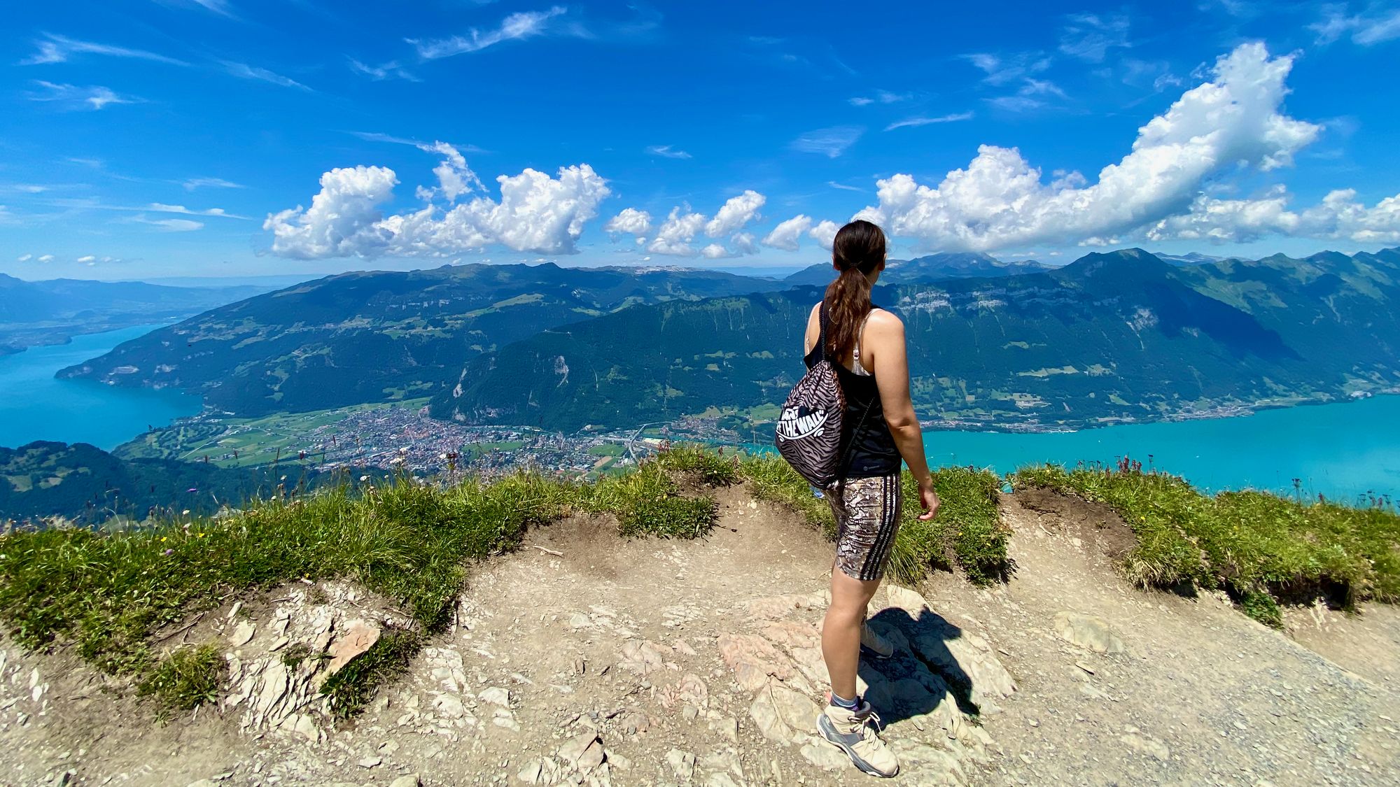 Lake Thun on the left and Lake Brienz on the right from the Daube observation deck 