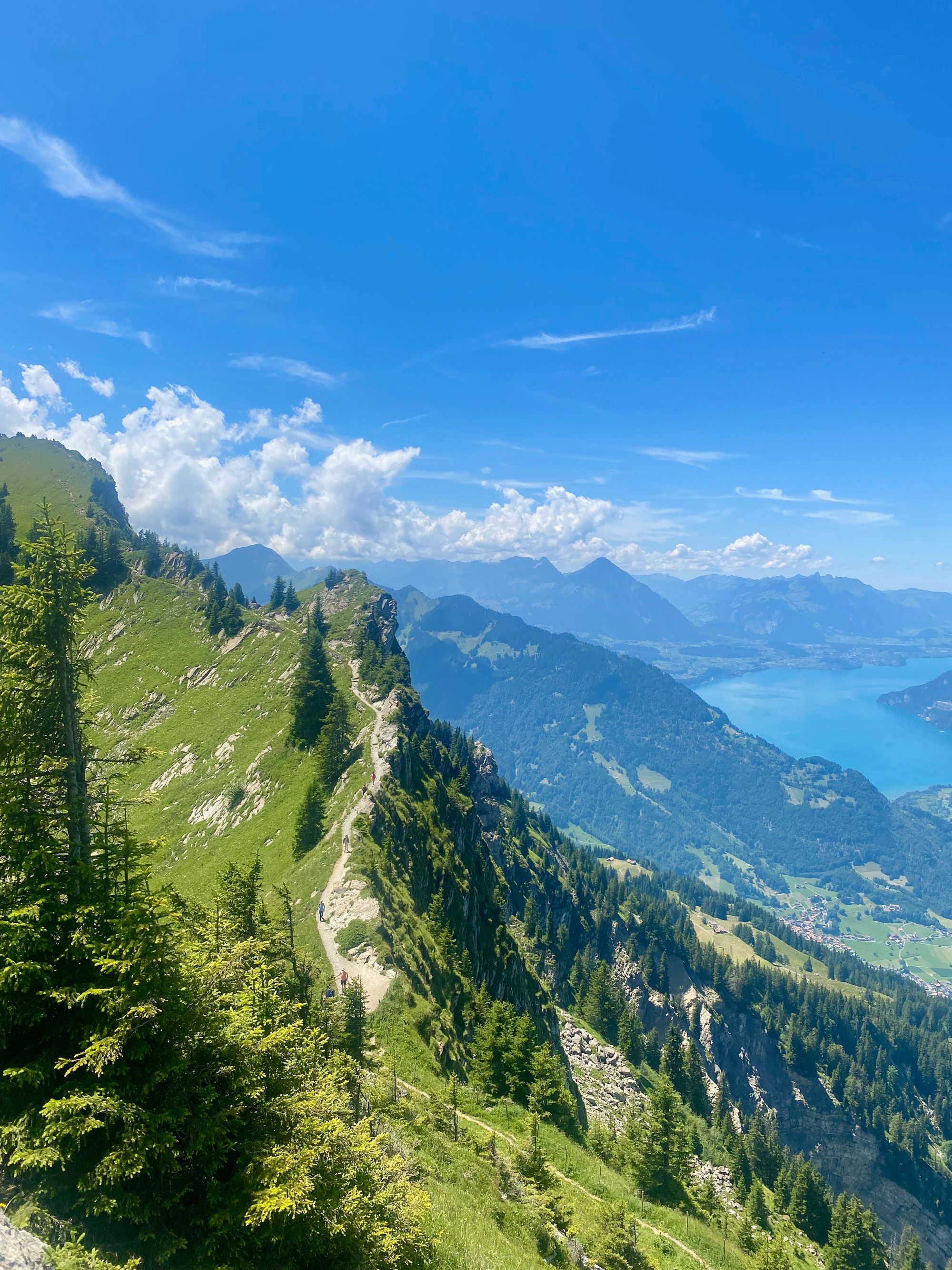 Second Road Trip Part 01: Our 5 Day Itinerary in Switzerland